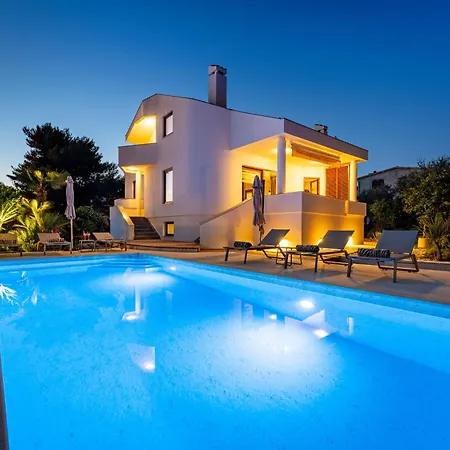 Villa Seaview Tia With Pool Zadar